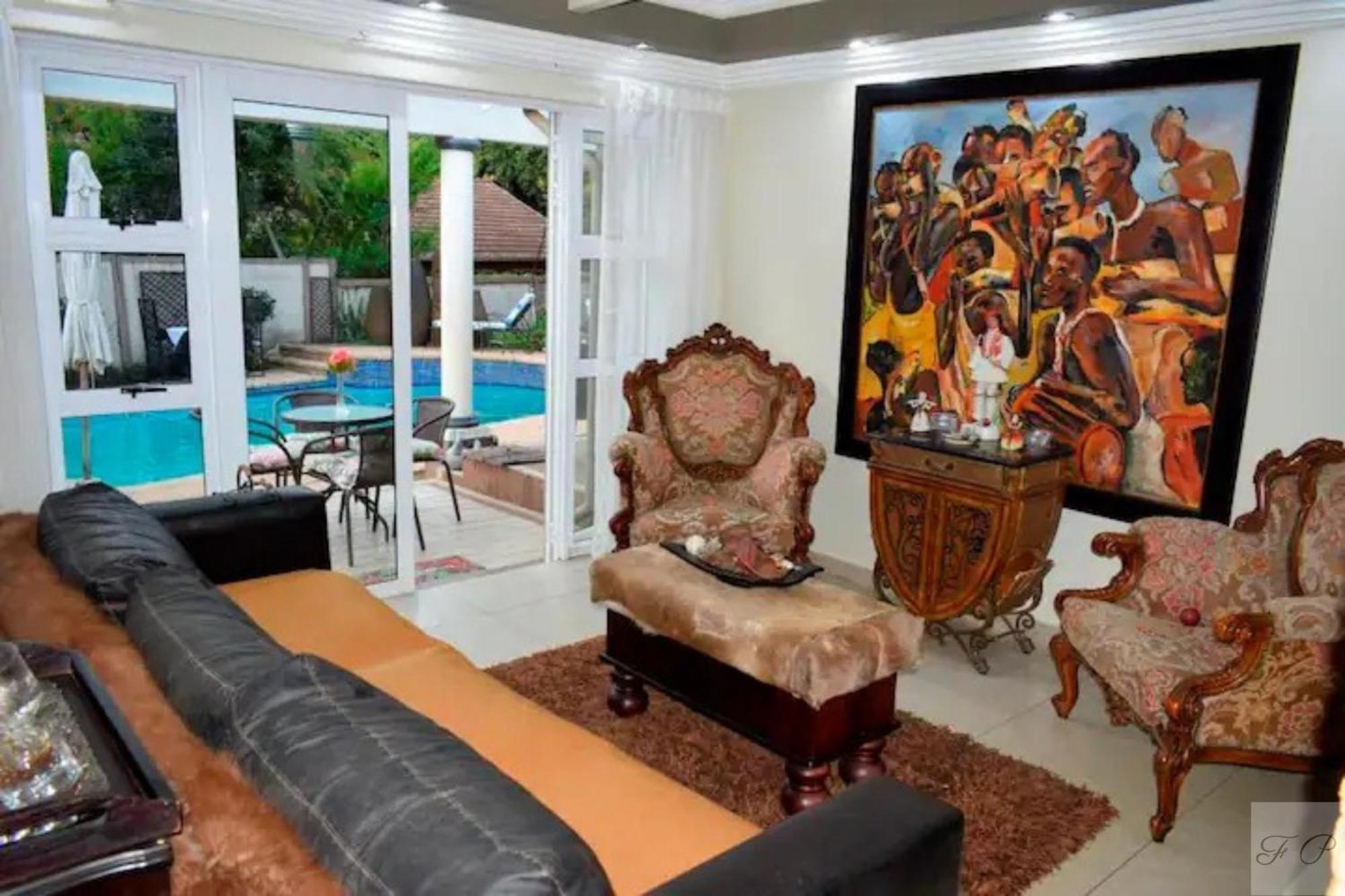 The Giraffe Room At Frederick'S Place Претория Екстериор снимка